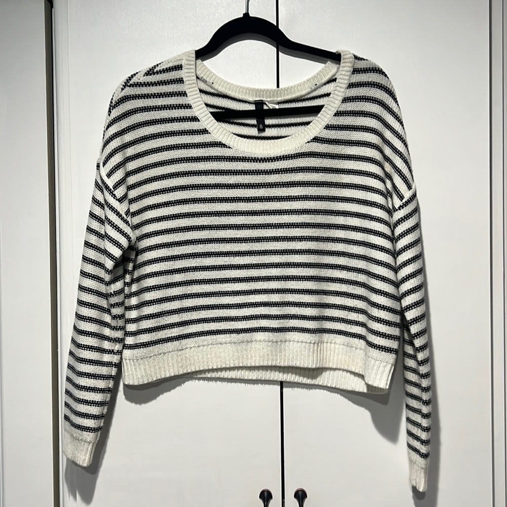 H&M crop top striped sweater